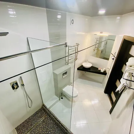 Apartment Modern Style Truskavets Exterior photo